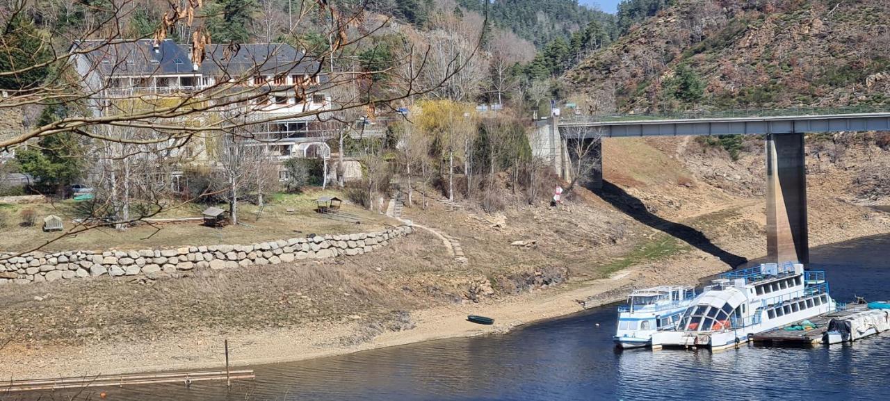 Garabit Hotel Anglards de Saint Flour Экстерьер фото