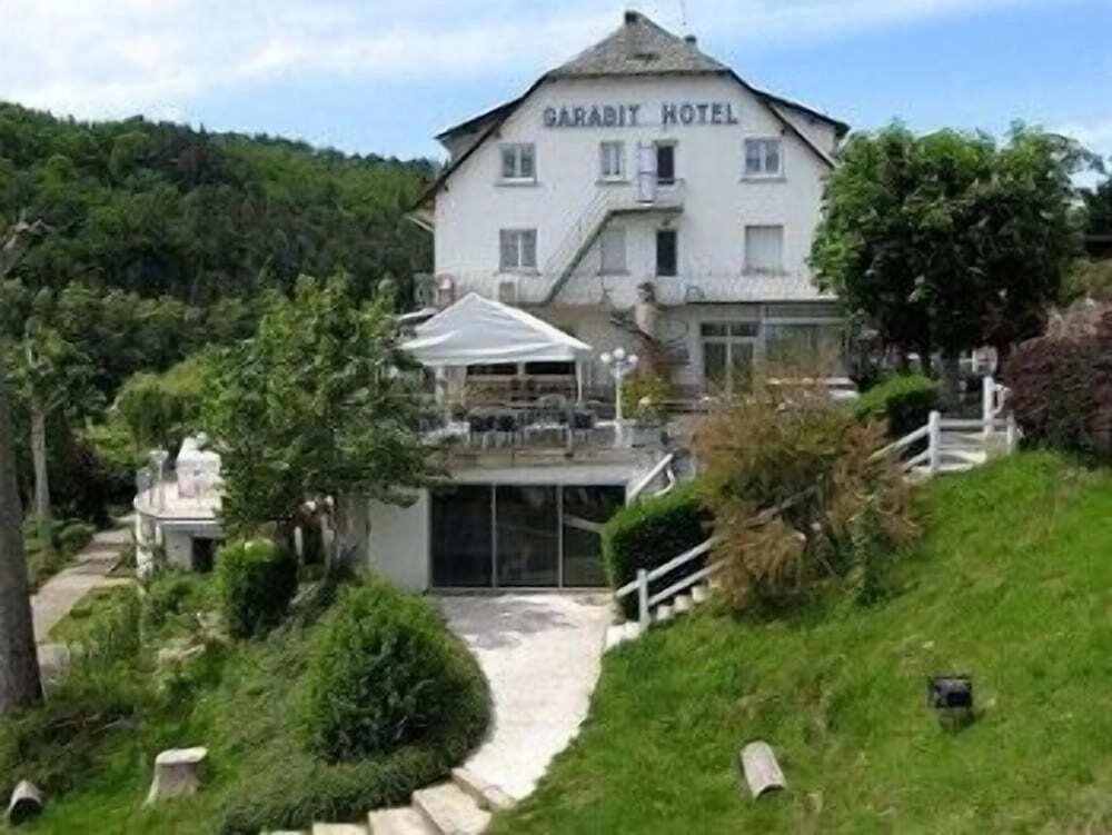 Garabit Hotel Anglards de Saint Flour Экстерьер фото